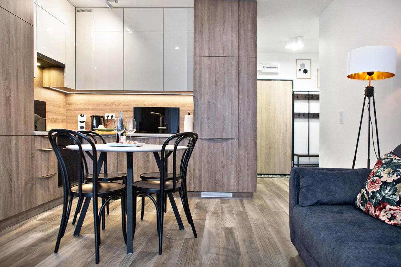 Goclaw P&O Serviced Apartments Warszawa Eksteriør billede